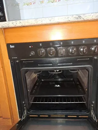 Horno y placa de cocina