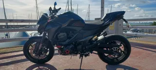 Kawasaki Z800e Naked Manual