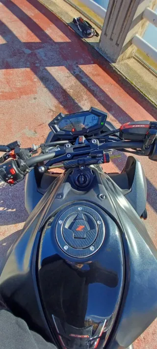 Kawasaki Z800e Naked Manual