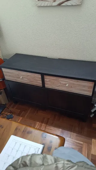 URGE!! Mueble TV Besta Ikea Negro/Madera