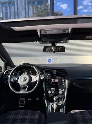 Volkswagen Golf 7.5 GTI IMPECABLE