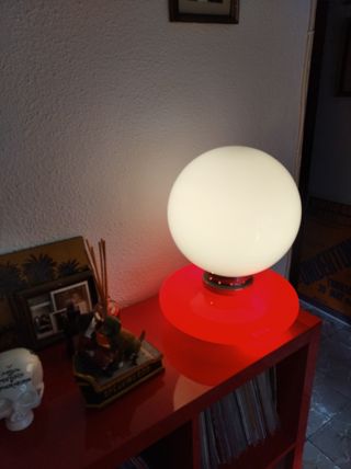 Lámpara de mesa antigüa