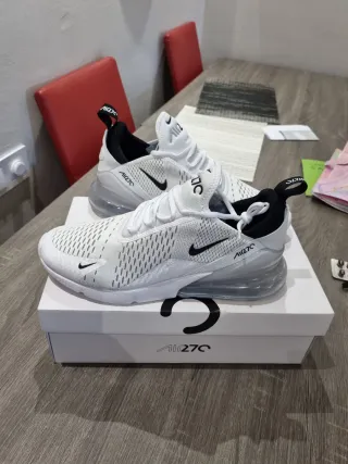 Nike Air Max 270 Blancas Nuevas ORIGINALES