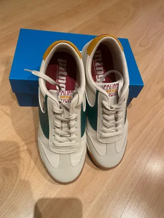 Zapatillas MTNG Beige y Verde