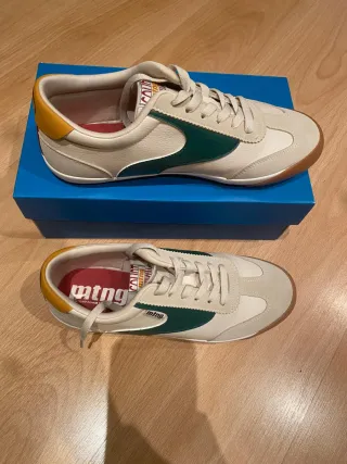 Zapatillas MTNG Beige y Verde