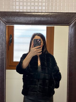 Chaqueta pelo negra