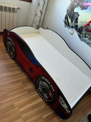 Se vende cama de coche Spiderman 140×70 con colchó