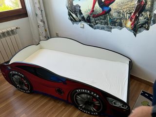 Se vende cama de coche Spiderman 140×70 con colchó