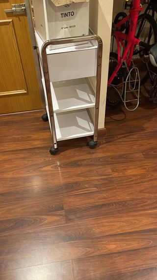 Carrito mesa auxiliar clinica.No envio