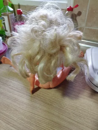 Muñeca Famosa T-2939-10