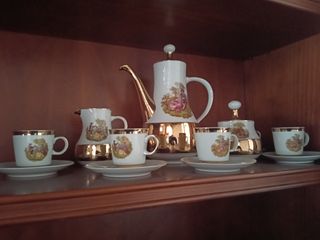 Juego de café porcelana y oro