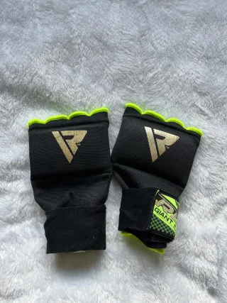 Guantes boxeo, Guantes para saco, y cintas.
