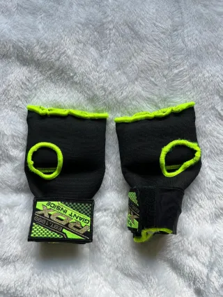 Guantes boxeo, Guantes para saco, y cintas.