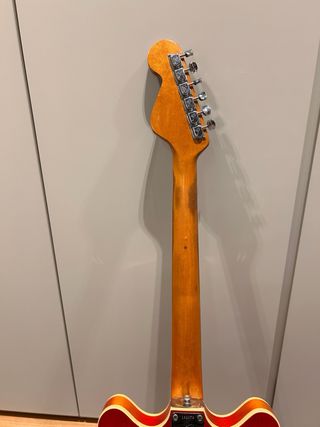 Fender Coronado II 67 con palanca de trémolo