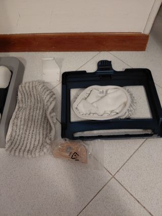 Rowenta Clean & Steam Aspirapolvere a vapore