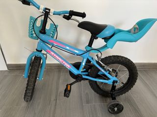 Bicicleta niña Btwin Atractor con ruedines