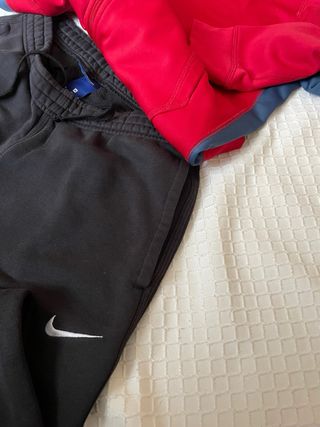 Conjunto Nike Sudadera y Pantalón Talla M