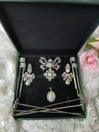 Aderezo fallera plata a estrenar