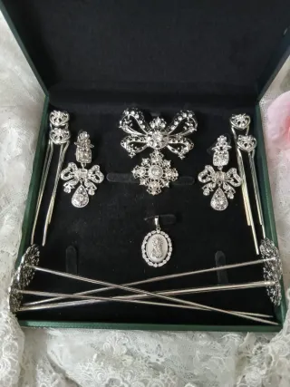 Aderezo fallera plata a estrenar