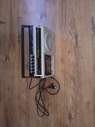 Radio Cassette Retro Plata