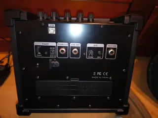 Amplificador Guitarra EK Audio DSP 10W