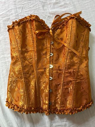 Corset naranja con volantes ajustable buen estado