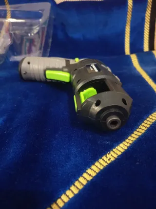 Atornillador Eléctrico DH