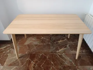 Mesa de comedor Ikea Lisabo