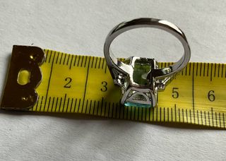 Anello donna con pietra azzurra