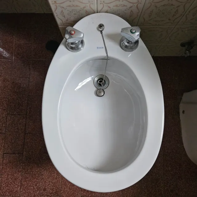 Bidet Roca porcelana blanco vintage