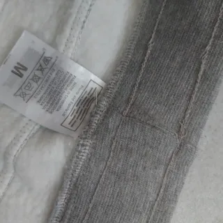 Pantalón Nike Gris
