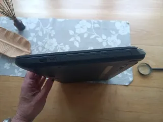 Portátil HP TPN C117 Negro, con batería