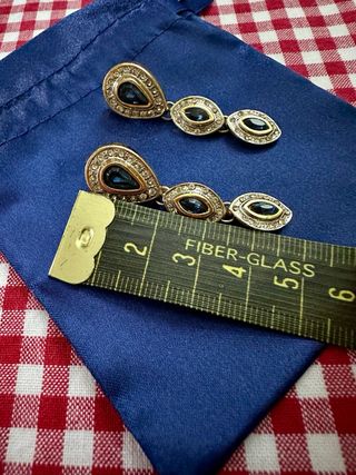 Pendientes vintage dorados piedras azules