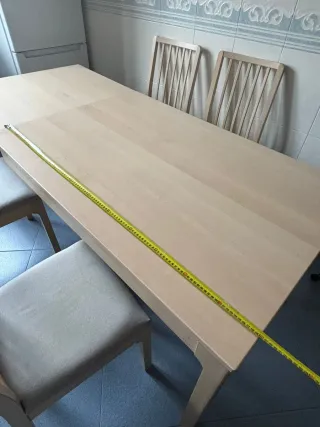 Mesa extensible cocina y 4 sillas madera
