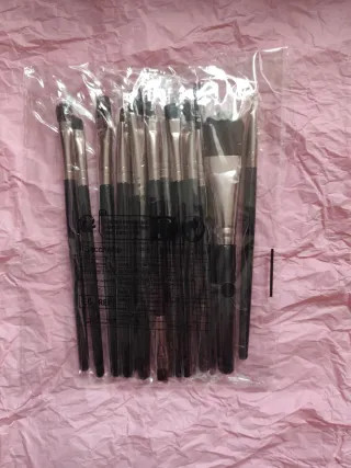 Paleta de sombras UCANBE Pretty All Set 2