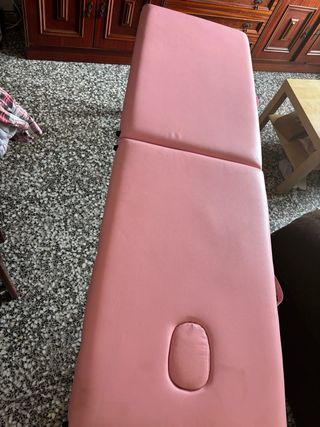 Camilla de masaje rosa