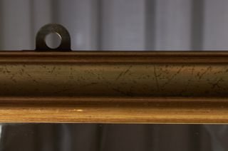 Cornice dorata con vetro 78,5x58,5 cm