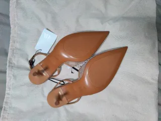 Zapatos de tacón Zara novia