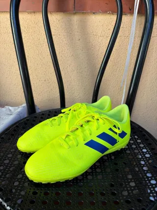 Bambas fútbol sala Adidas amarillas y azules
