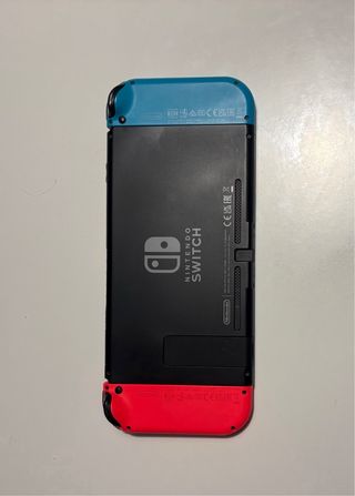Nintendo Switch Completa + 2 Juegos
