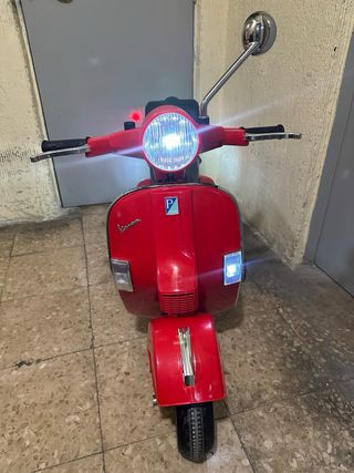 Moto Eléctrica Infantil Roja 12v