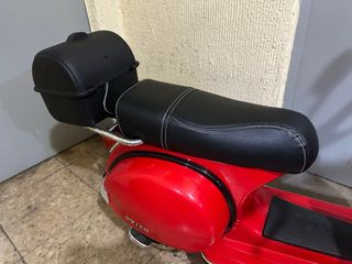 Moto Eléctrica Infantil Roja 12v