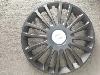 Tapacubos Challenger