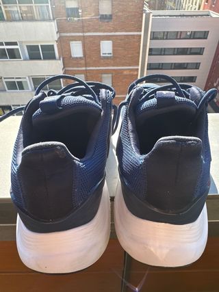 Zapatillas Adidas entrenamiento azul y blanco