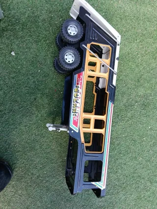 Camión porta coches Gozan