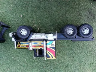 Camión porta coches Gozan