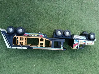 Camión porta coches Gozan