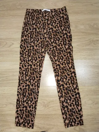 Pantalón estampado leopardo beige y marrón