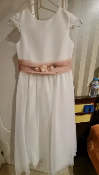 Vestido de comunión coconut blanco con detalles.