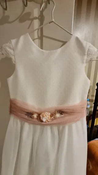 Vestido de comunión coconut blanco con detalles.